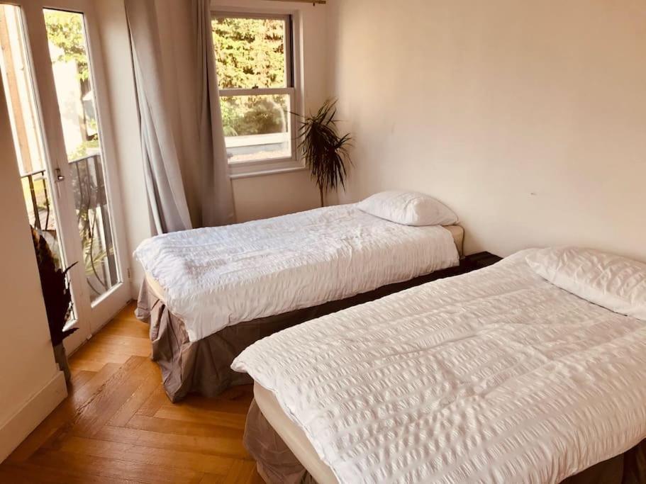 Stylish New Listing! Free Parking, Trendy Location London Exterior photo